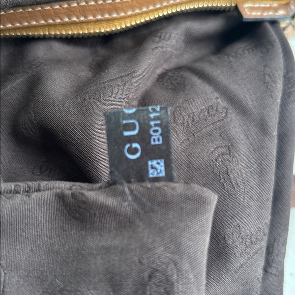 GUCCI GG Canvas Tote - Picture 5 of 17